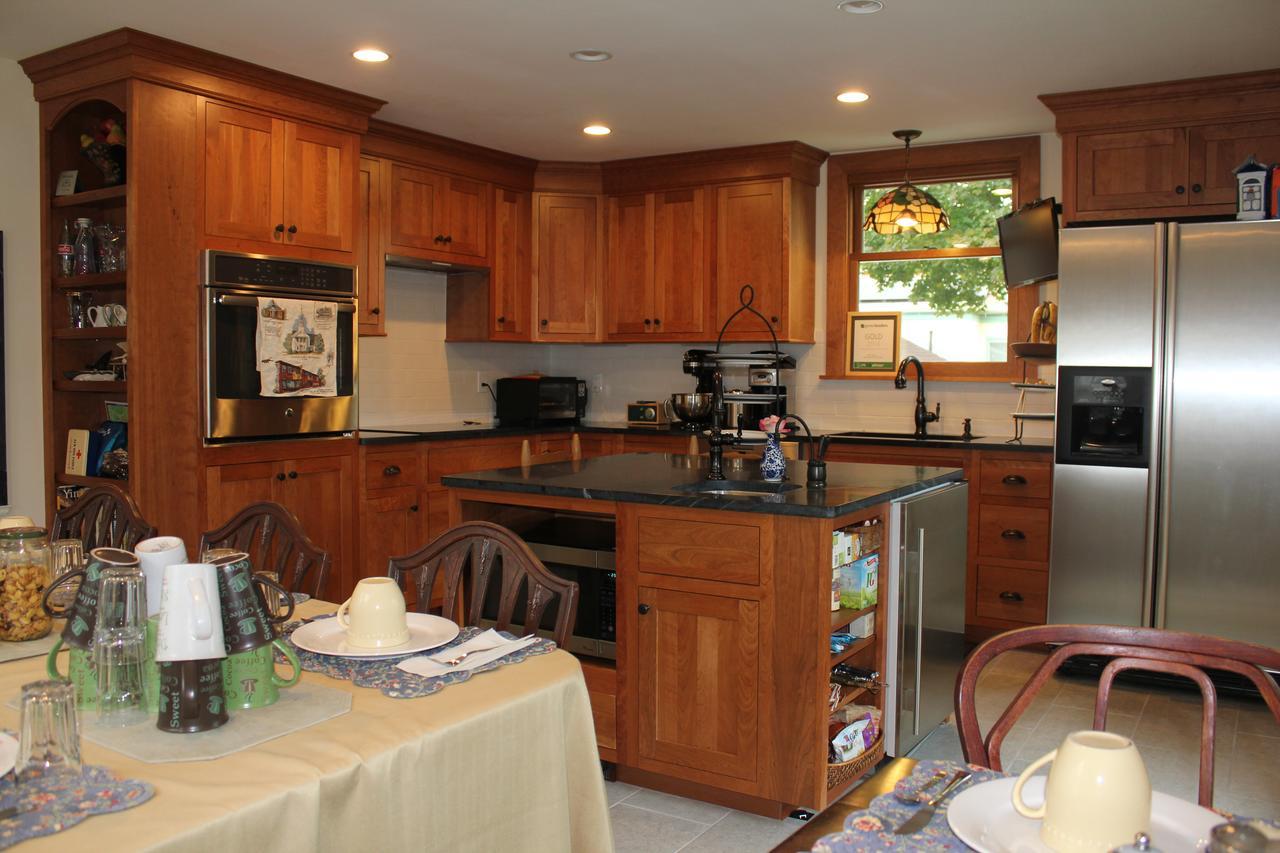 Northey Street House Bed & Breakfast Salem Bagian luar foto
